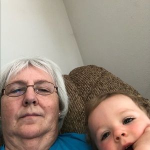 Meet your Posher, Connie